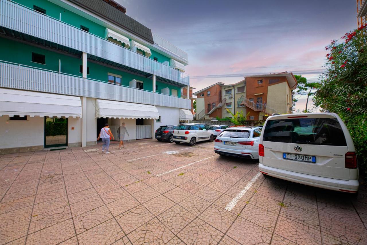 Hotel Olanda Lido di Jesolo Zewnętrze zdjęcie